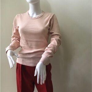 Long sleeve cotton rib t shirt.